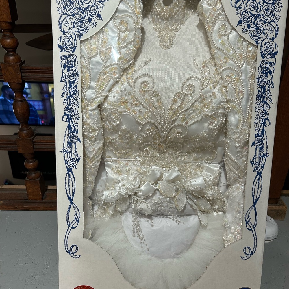 Exquisite vintage White Wedding gown by Demetrios